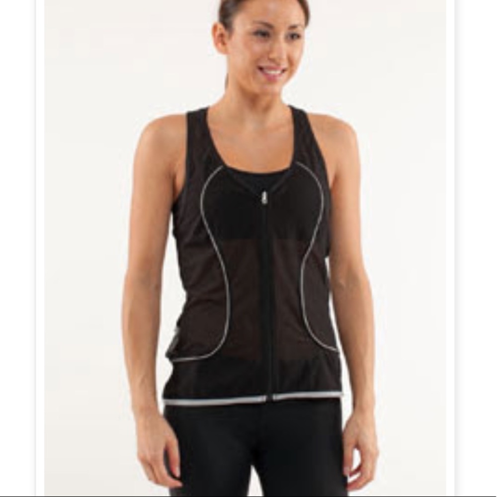 LULULEMON ‘Shine my Heart Out’ Vest Ruffle Small